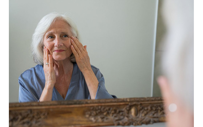 Pourquoi et Comment Choisir la Meilleure Crème Anti-Âge pour Votre Peau ?